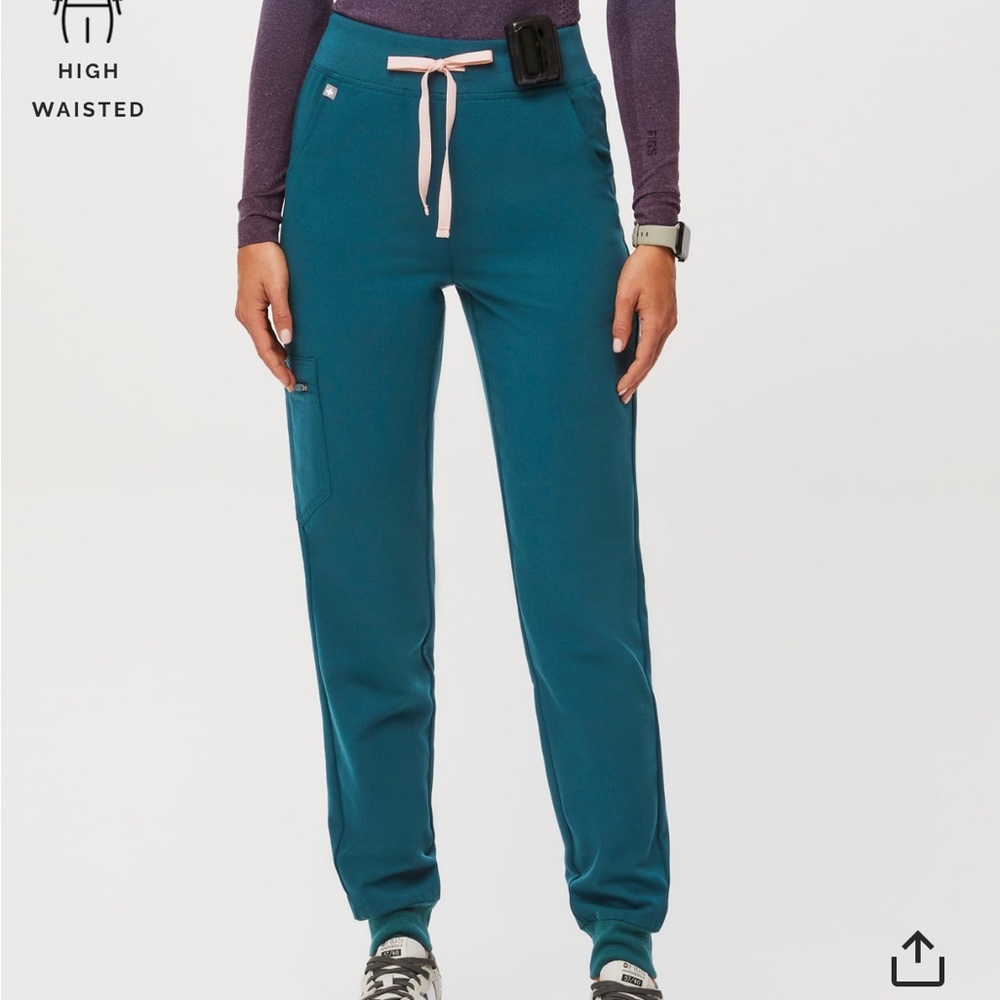 FIGS Zamora High Waisted 2.0 PETITE Jogger Scrub Pants, Caribbean Blue.